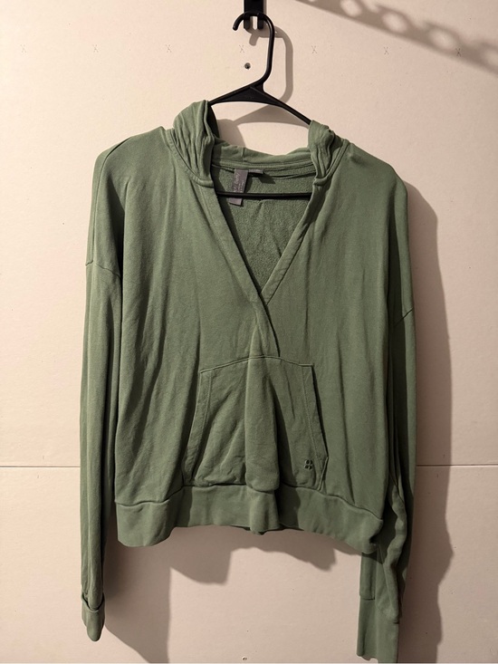 Sweaty Betty Sweaters - Sweaty Betty Olive V-Neck Hoodie Sweater